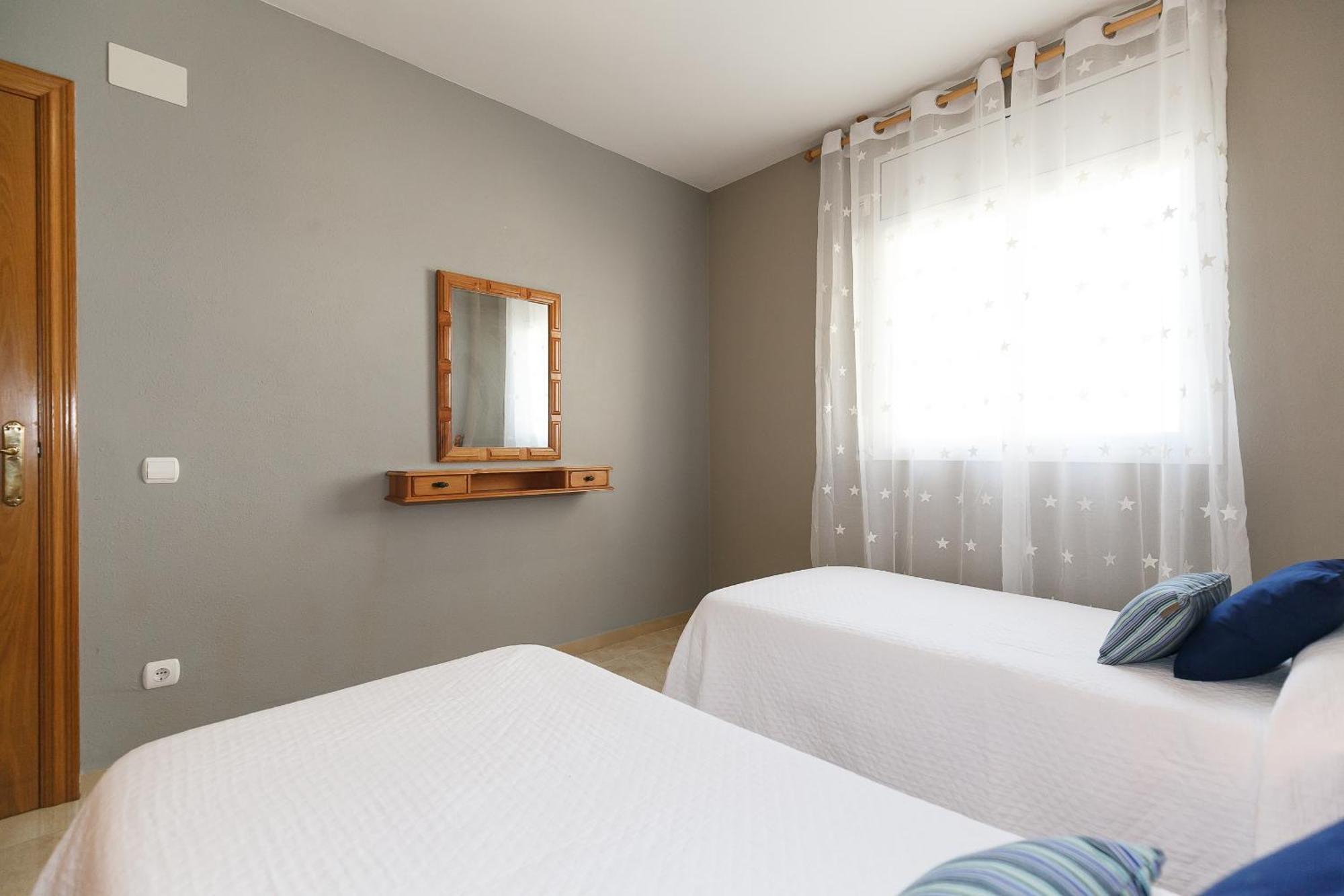 Uhc Golden Pineda Apartments La Pineda Rom bilde