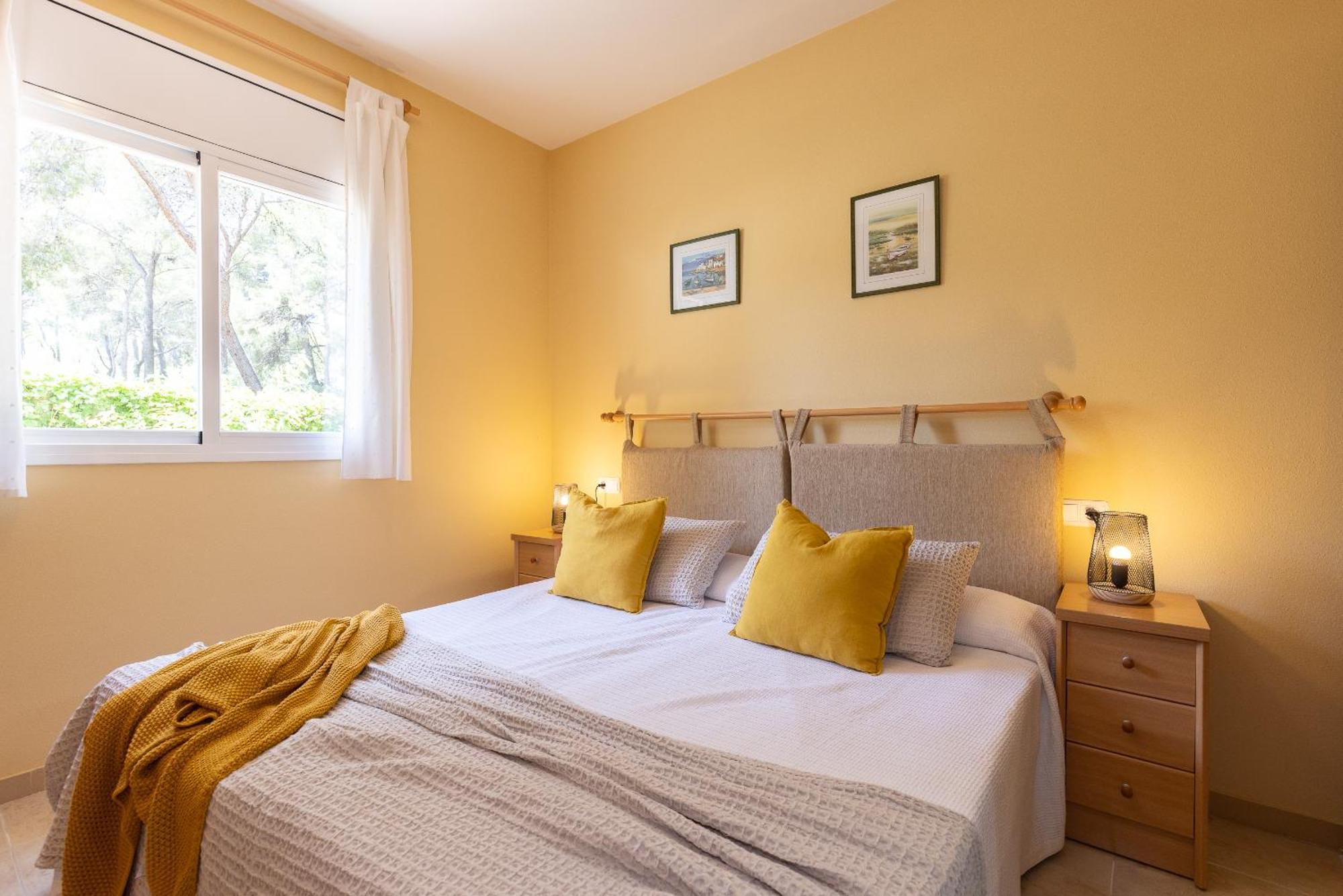 Uhc Golden Pineda Apartments La Pineda Eksteriør bilde