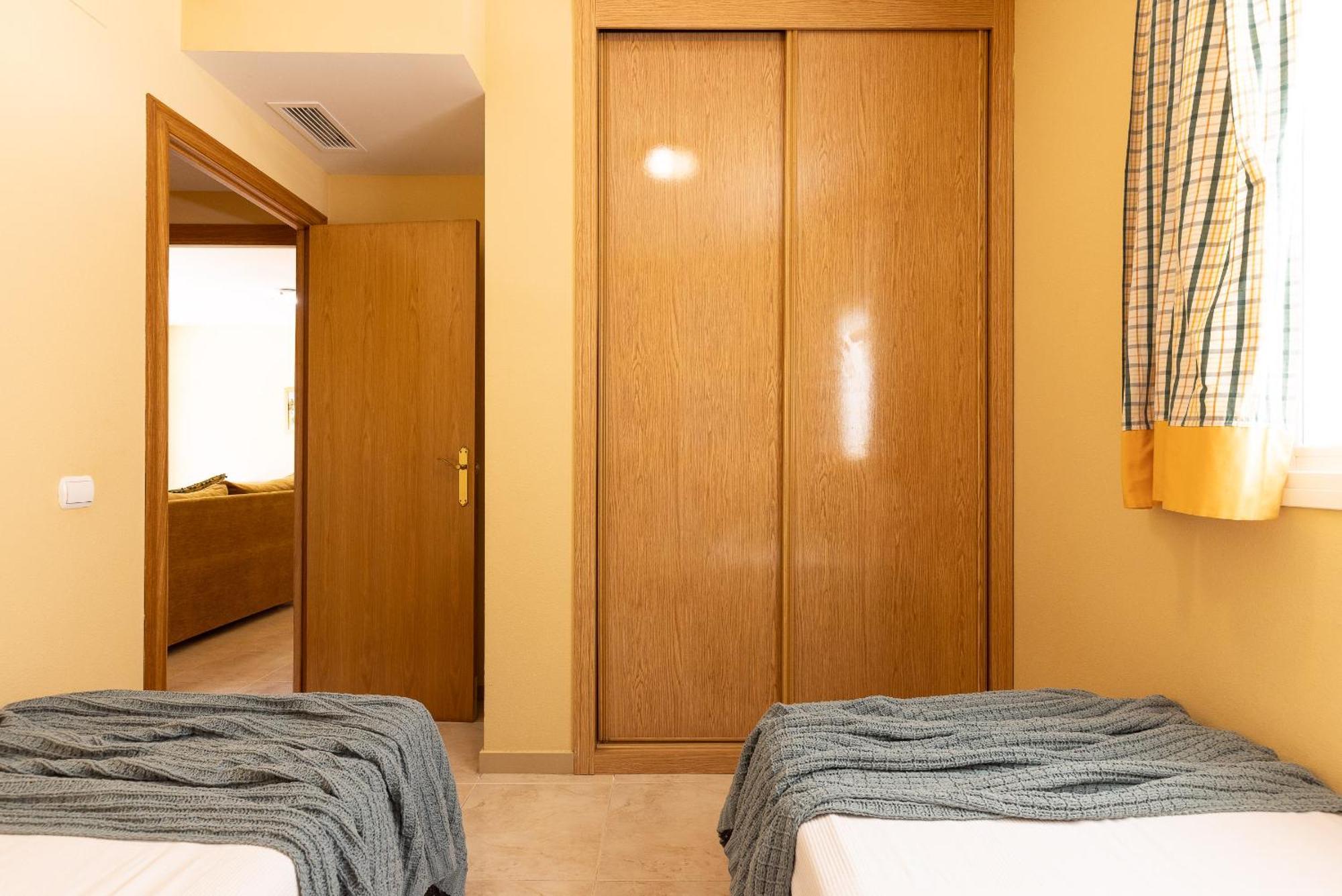 Uhc Golden Pineda Apartments La Pineda Rom bilde