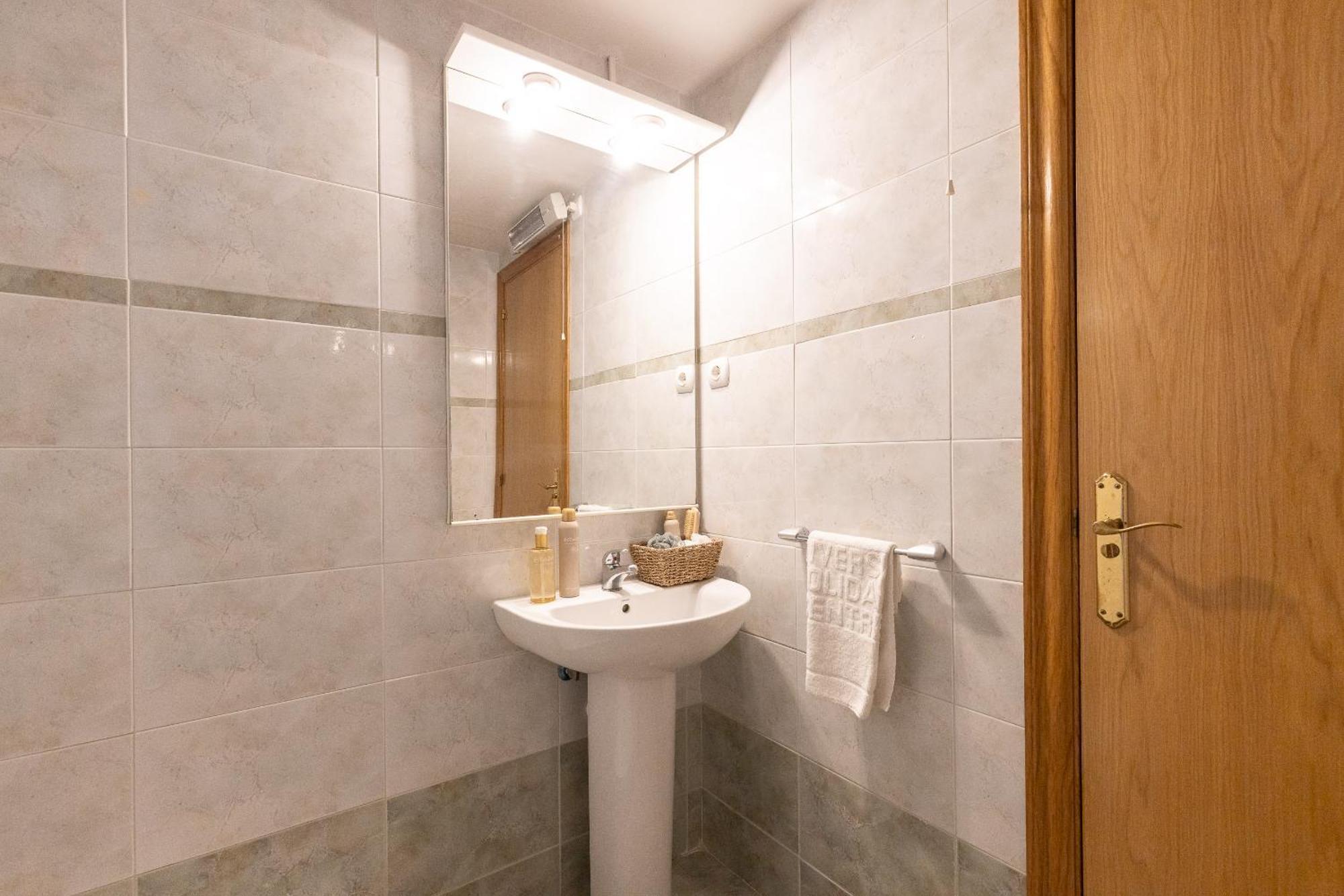 Uhc Golden Pineda Apartments La Pineda Rom bilde