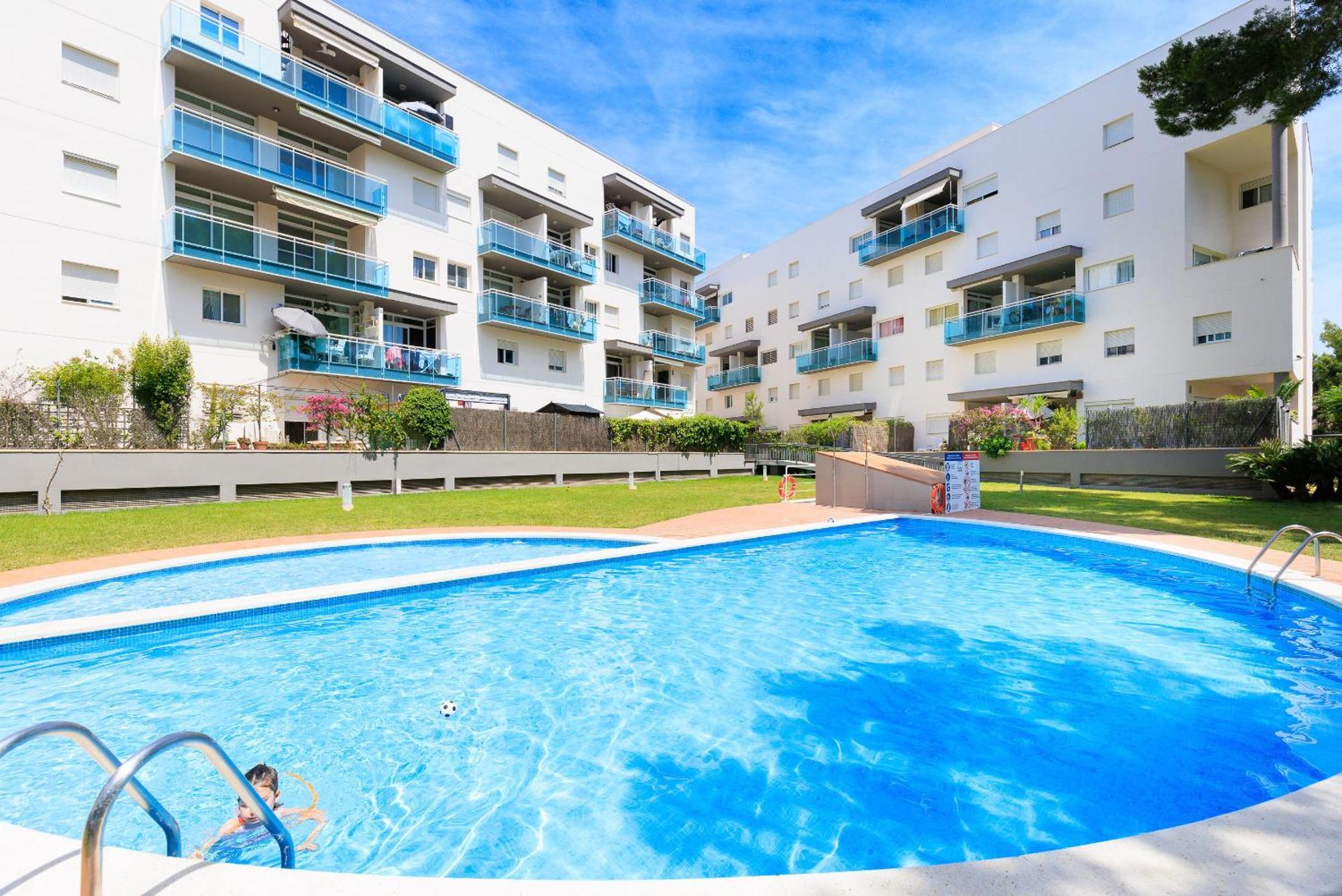 Uhc Golden Pineda Apartments La Pineda Eksteriør bilde